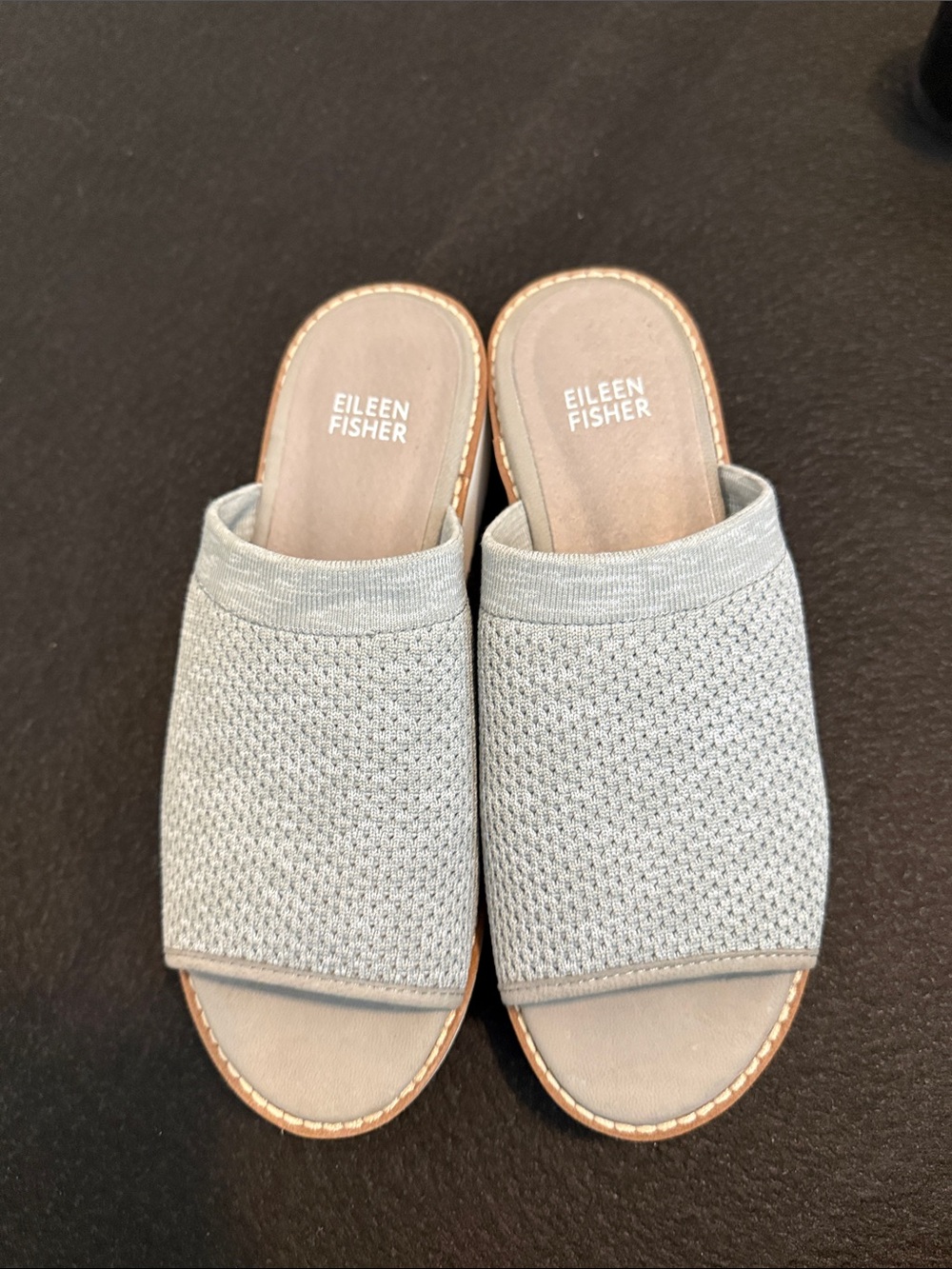 Eileen Fisher Telly Slides Sandals Women’s Size Light Grey Stretchy Fabric